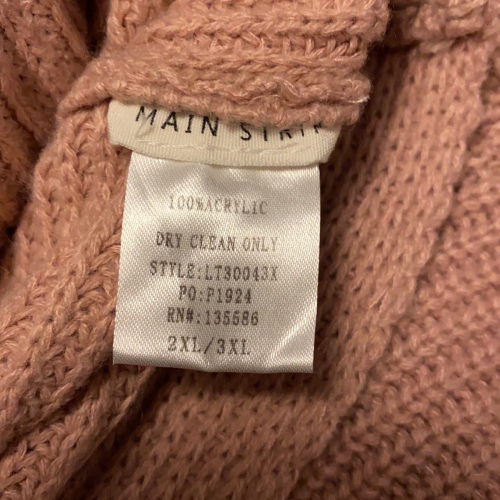 Sweater - Picture 4 of 4